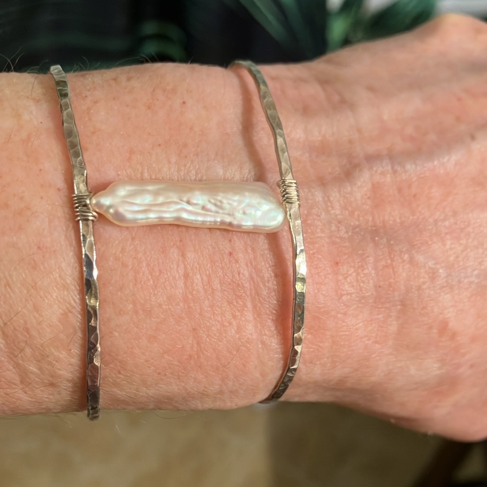 🤍💫Olivia Claire Hawaii Silver Double Cuff Bracelet With Large Keshi Pearl One Sz
